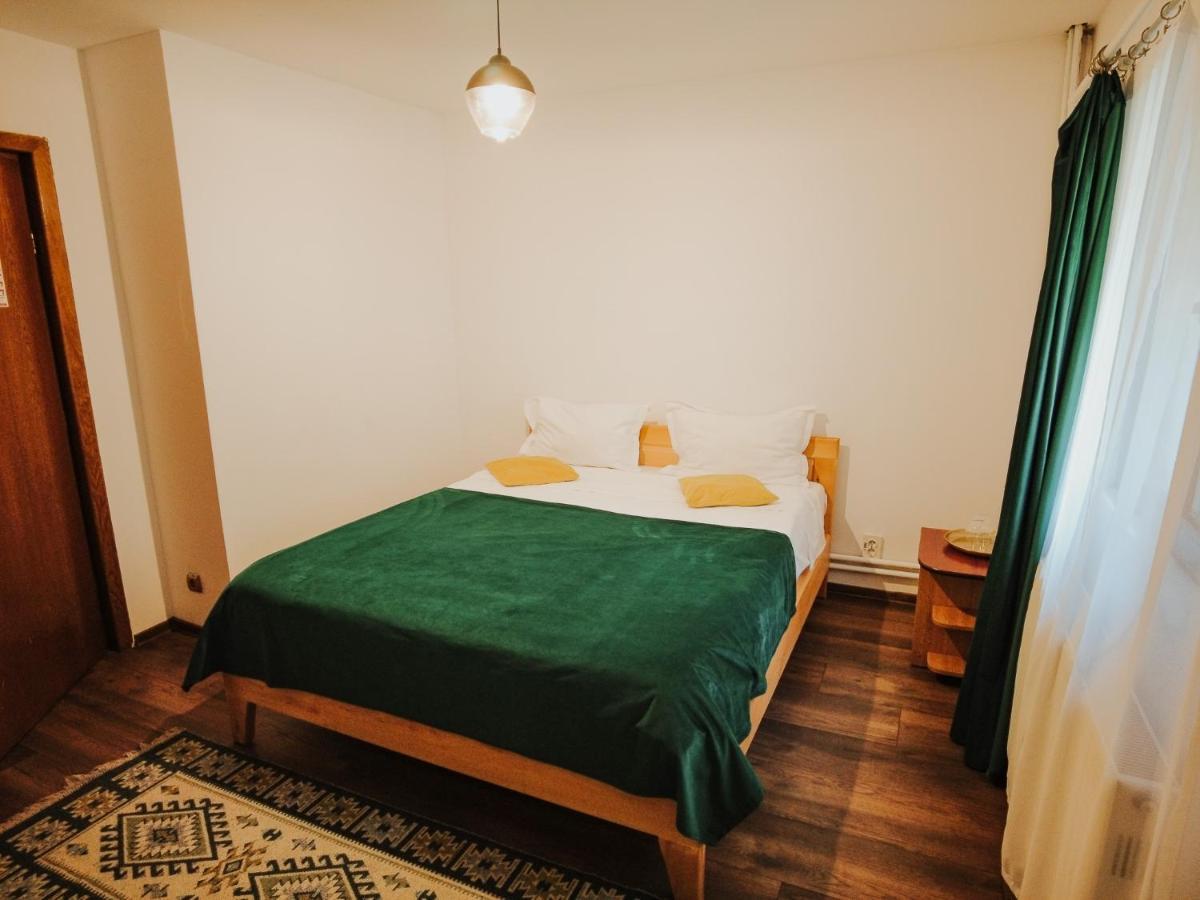 Villa Mounthoff Retreat Moroeni Esterno foto