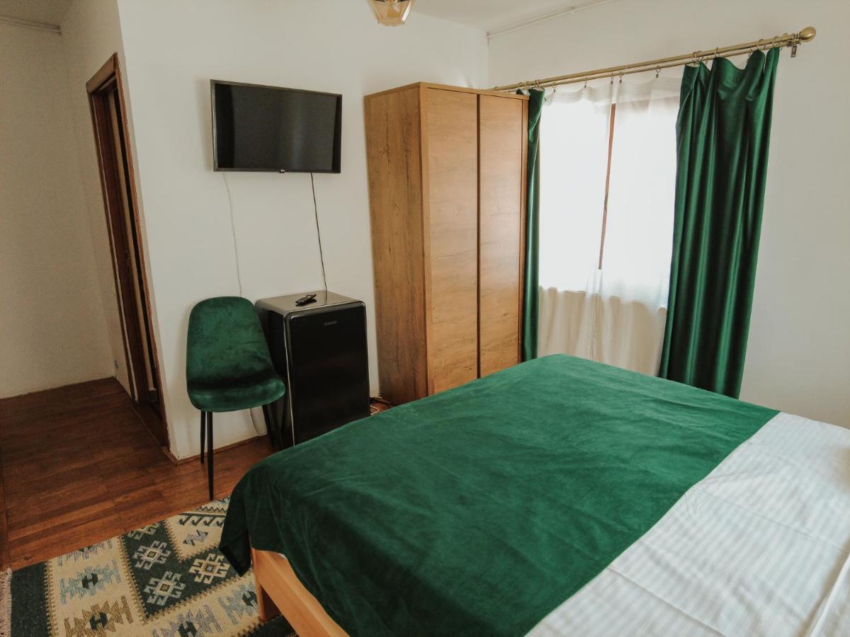 Villa Mounthoff Retreat Moroeni Esterno foto